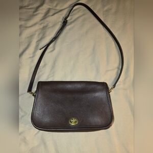 Vintage Coach Brown Leather Flap Crossbody Bag (90s Era)